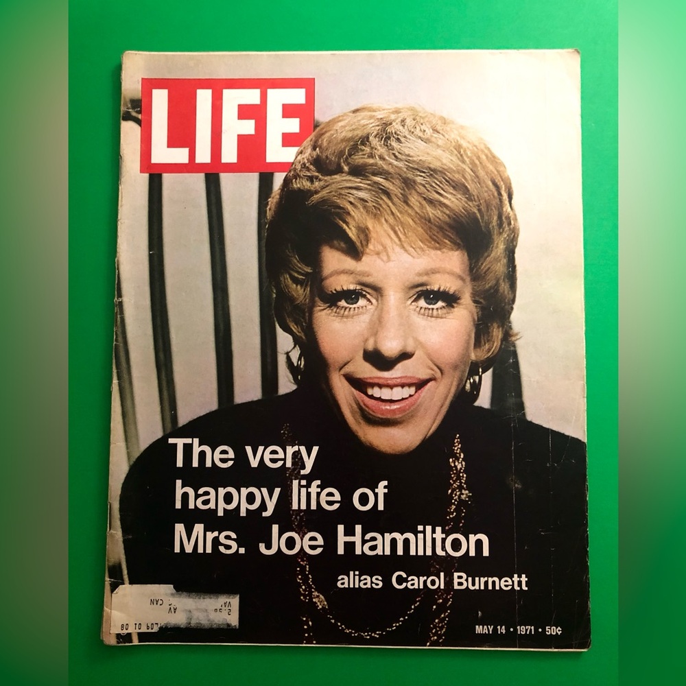 VINTAGE LIFE MAGAZINE CAROL BURNETT COVER MAY 14, 1971.